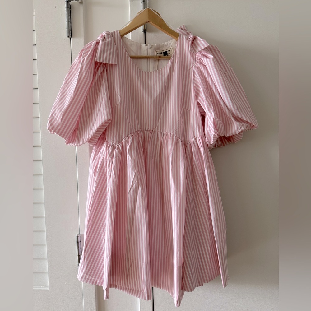 Sunday Riot - Sunday Strawberry Bow Dress